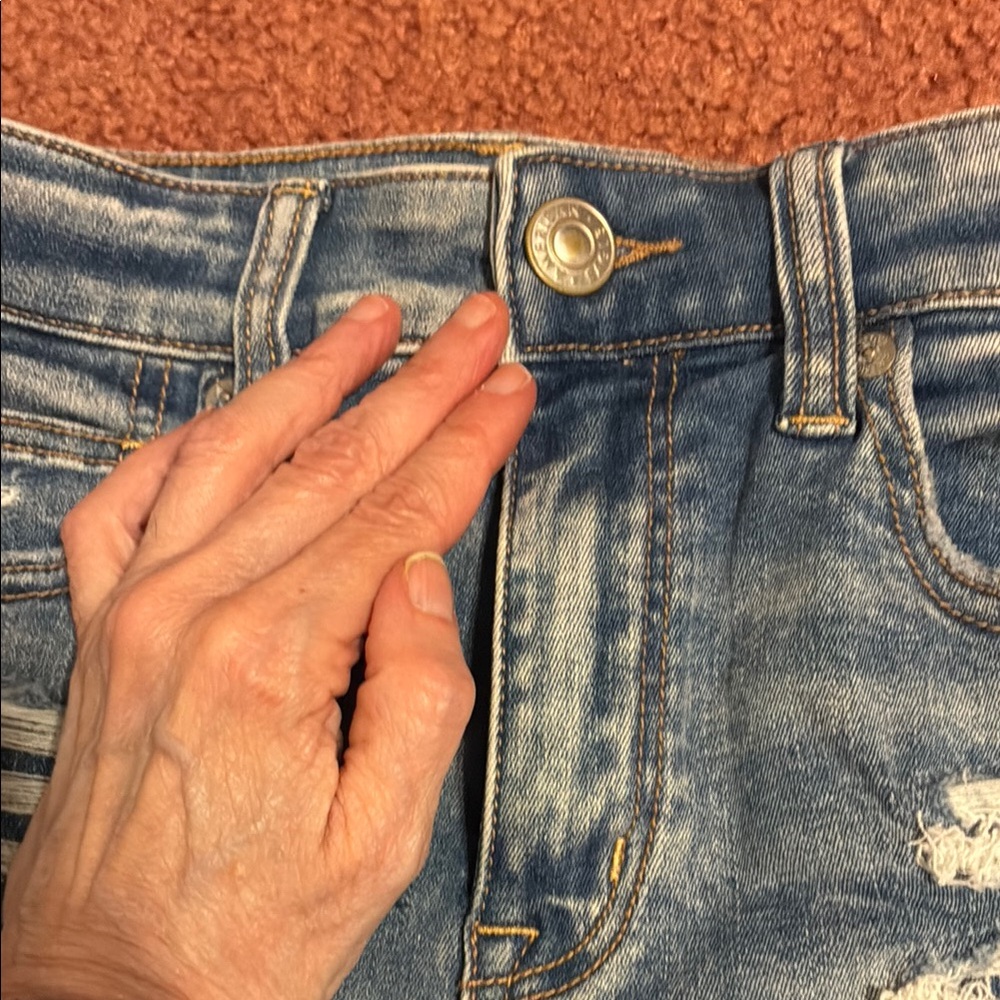 American Eagle Outfitters Blue Jean Shorts with Distressed Vintage Look - Picture 2 of 9